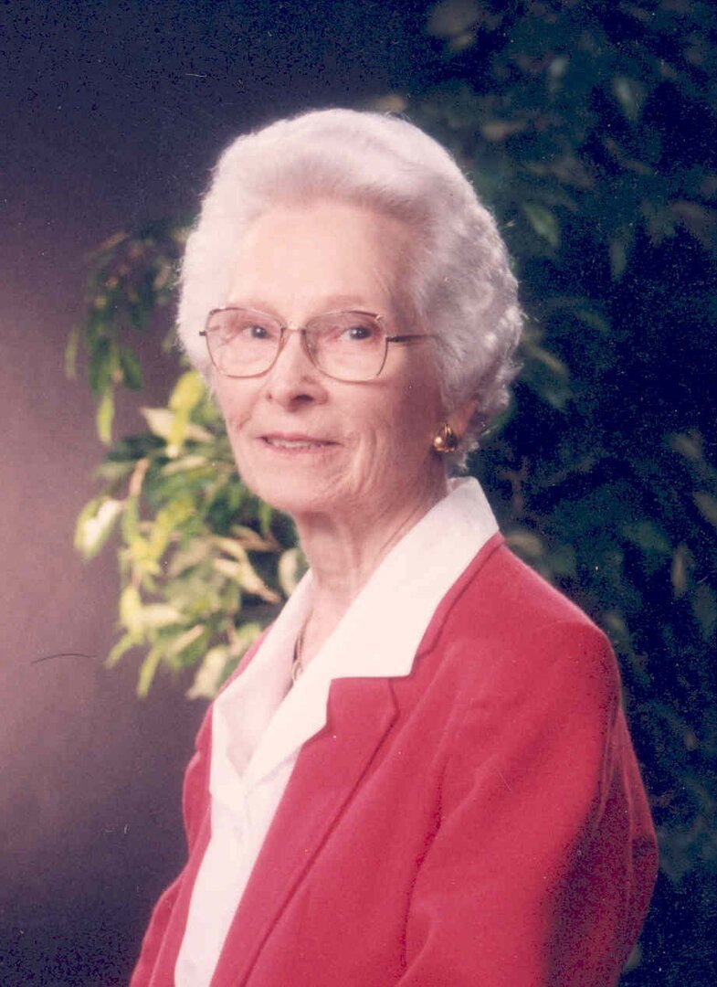 Evie Estes Obituary - Tupelo, Mississippi | W. E. Pegues Funeral Directors